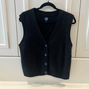 GAP Black V-Neck Sweater